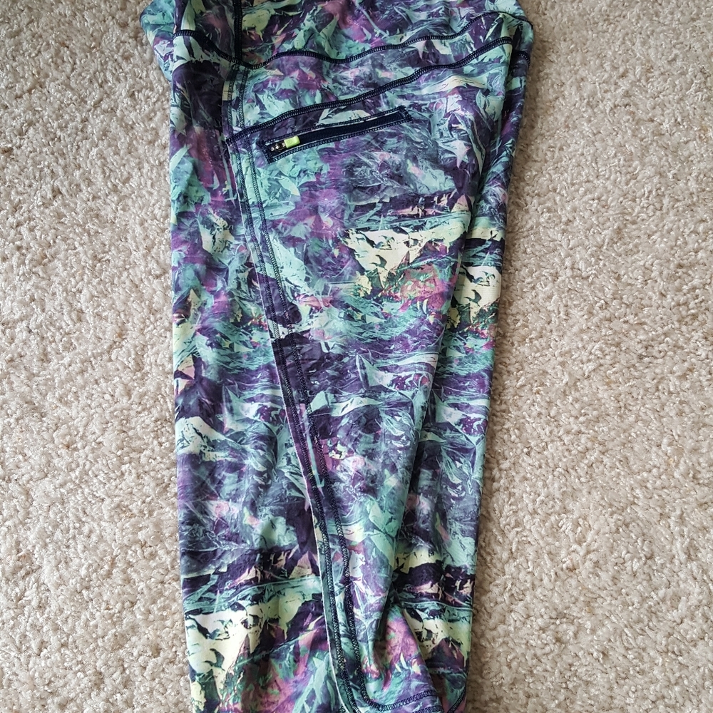 Lululemon RUN Top Speed Crop Iridescent Multi - Picture 2 of 6